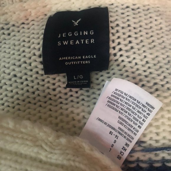 AMERICAN EAGLE Jegging Sweater Snowflake Rainbow Large Christmas Winter - Picture 5 of 7